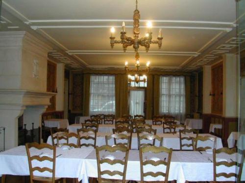 Hotel La Tete Noire Montrichard Zewnętrze zdjęcie