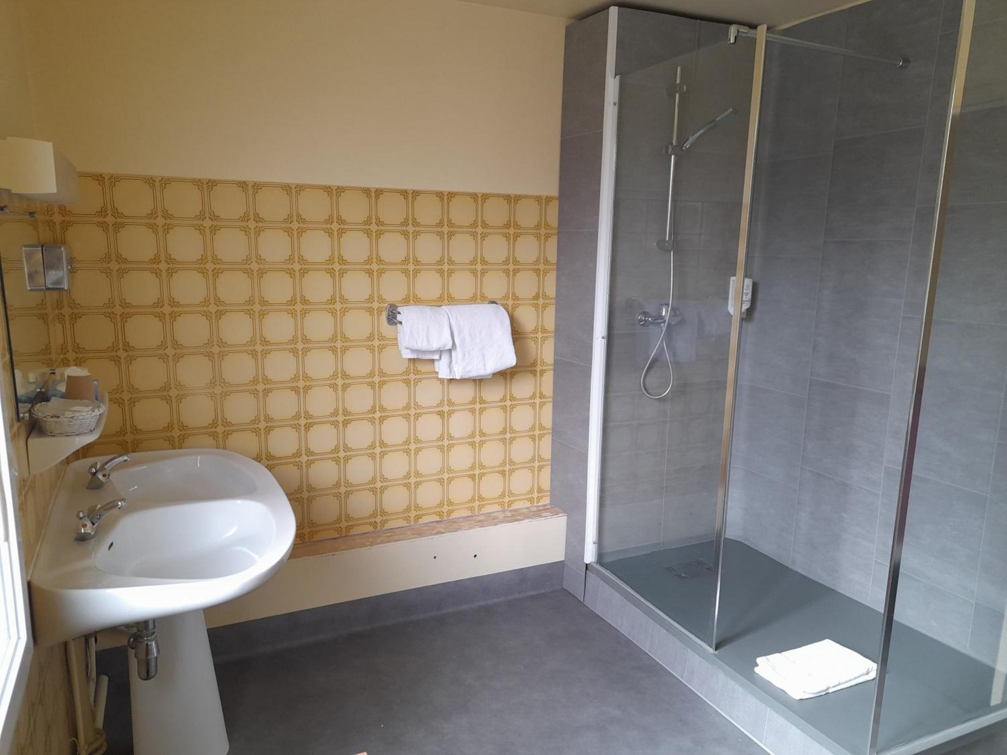 Hotel La Tete Noire Montrichard Zewnętrze zdjęcie