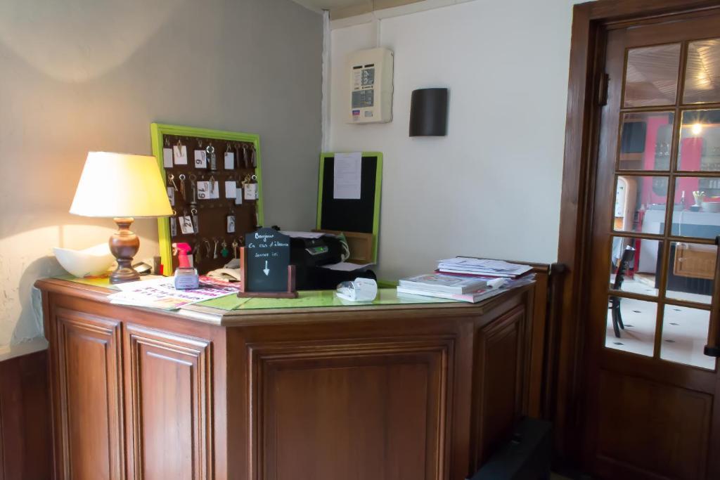 Hotel La Tete Noire Montrichard Zewnętrze zdjęcie
